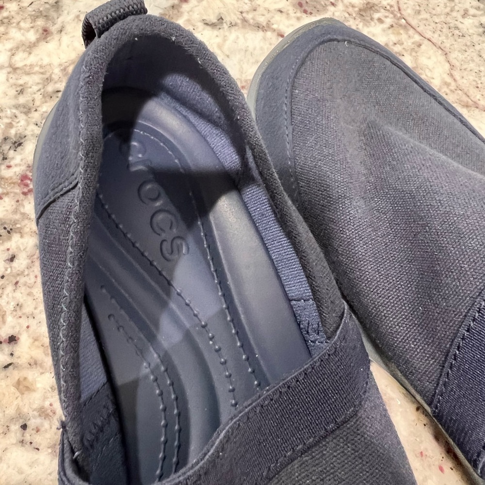 Crocs canvas slip on loafers - Picture 9 of 11